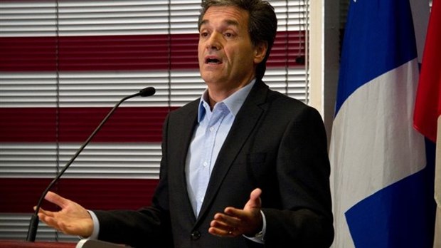 Vérificateur : Angelopoulos veut des précisions