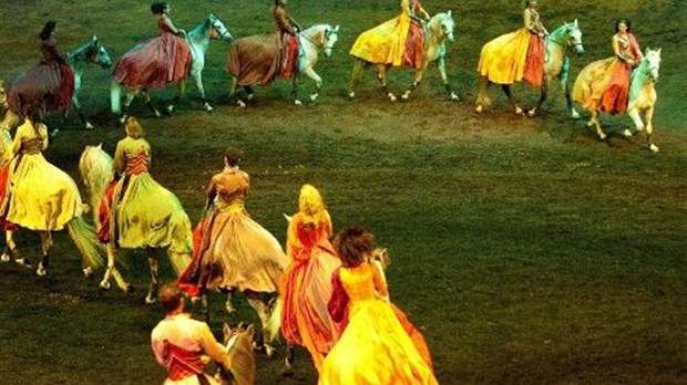 Cavalia de retour à Laval au printemps 2013