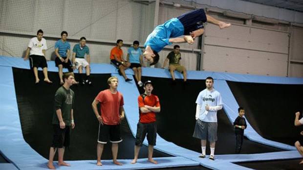 Un centre de trampoline extrême à Laval