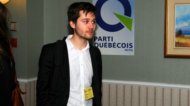 Pauline Marois demande à Léo Bureau-Blouin de consulter la jeunesse québécoise