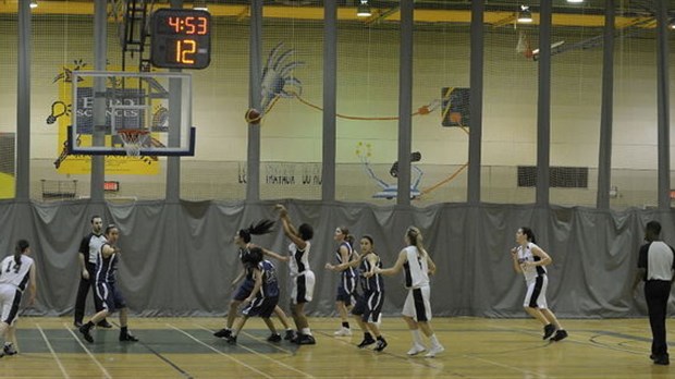 Les Nomades de Montmorency sont championnes canadiennes