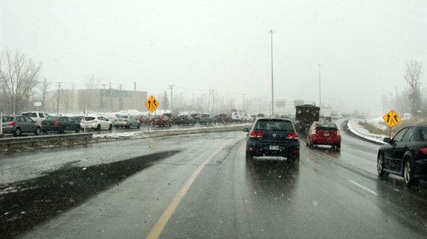Le MTQ aménagera une 3e voie sur la 640 pour éviter les bouchons au croisement de la 13