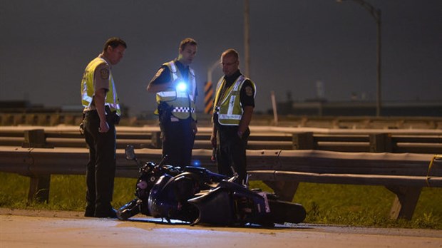 Une collision coûte la vie à un motocycliste lavallois