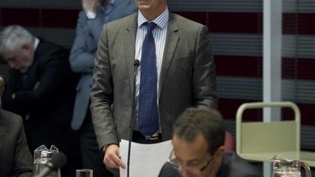 Possible rendez-vous avec une escorte : le maire Duplessis porte plainte pour extorsion