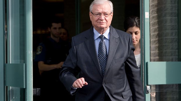 Gilles Vaillancourt et 35 co-accusés comparaissent
