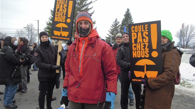 Manifestation contre l’oléoduc d’Enbridge dans Saint-François