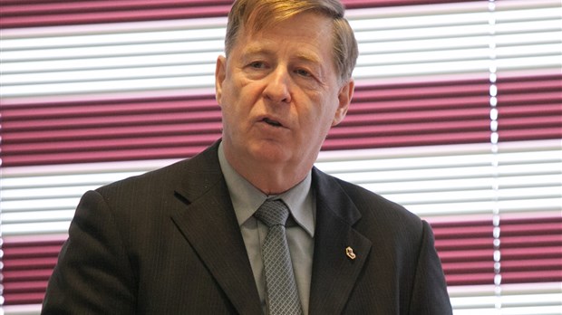 «Le maire de Laval prend ses contribuables pour des crétins» - Le ministre Pierre Moreau