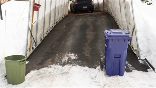 Poubelles et bacs de récupération : attention à leur format et leur disposition
