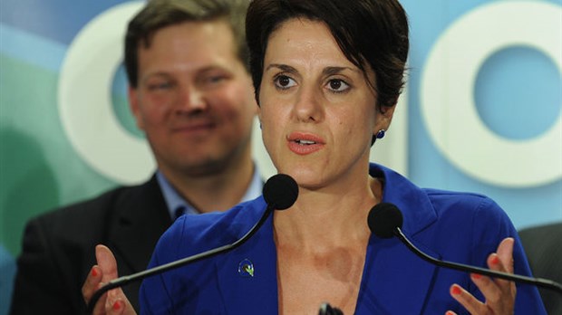 Mille-Îles : le PQ recrute Djemila Benhabib