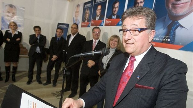 Jean Rousselle ouvre son local de campagne
