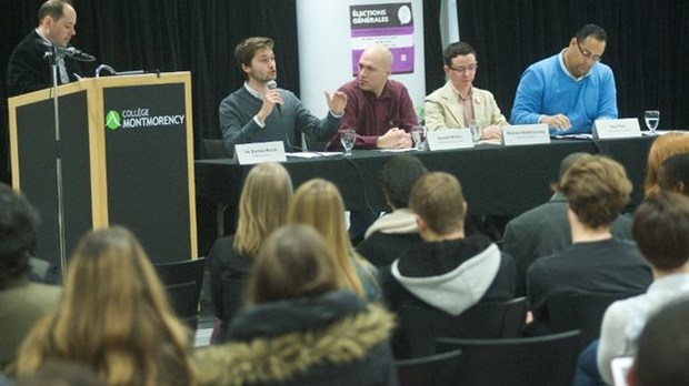 Débat à Montmorency: les étudiants concernés par la charte de la laïcité