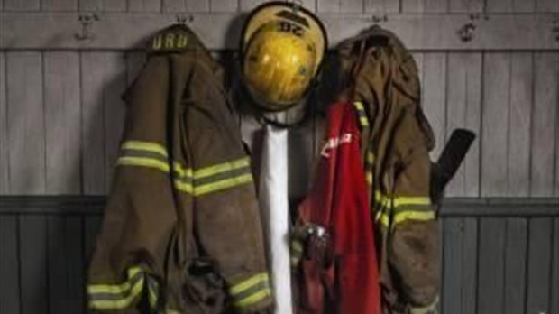 Les pompiers cuisinent pour les grands brûlés