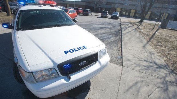 3e alerte à la bombe dans une école de Laval