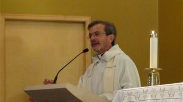 Le maire Demers attristé par le décès de l’abbé Gravel