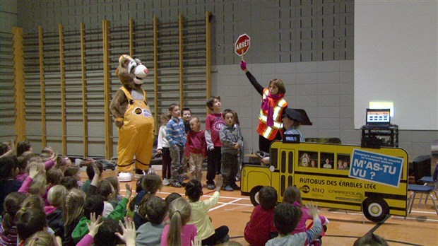 Lancement de la campagne annuelle de sécurité en transport scolaire à Laval