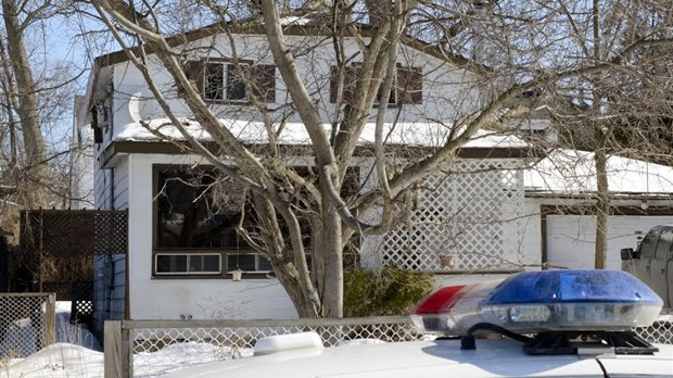 Laboratoire de drogues chimiques dans Laval-Ouest