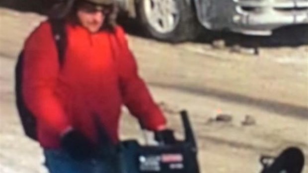Un voleur de souffleuse recherché