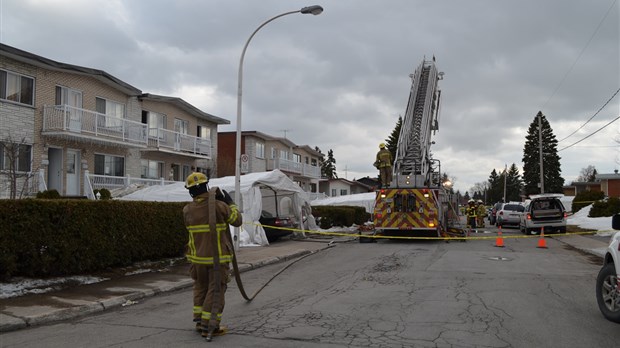 Chomedey : Il met le feu à son appartement en préparant des frites