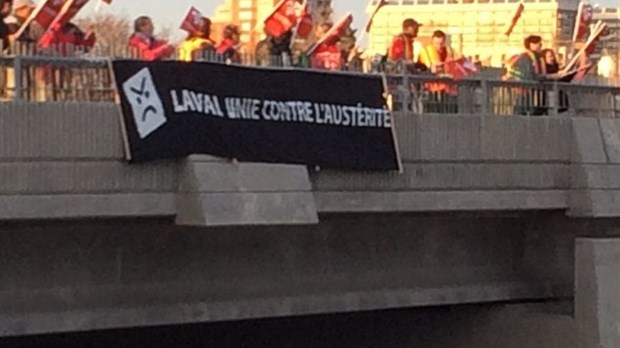 On manifeste à Laval contre l’austérité