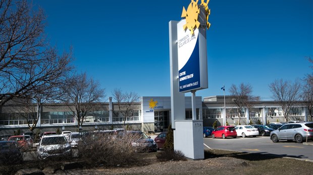 Les syndiqués de la Commission scolaire de Laval dénoncent les compressions