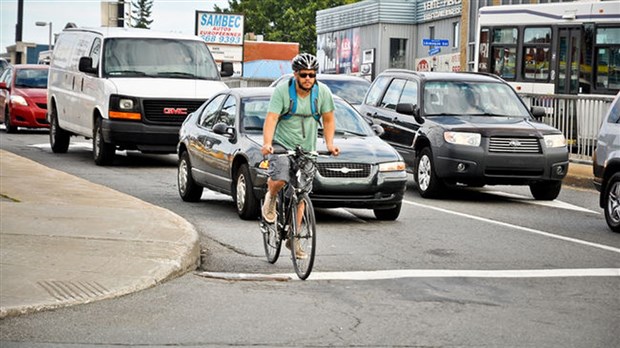 Un nouveau tronçon de piste cyclable de 3,8 km sera aménagé sur le boulevard Dagenais Ouest
