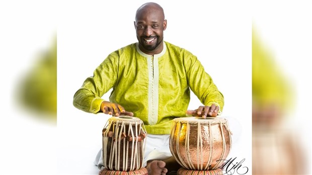Les Percussions de Guissé viennent en aide aux Sénégalais par l'entremise du Festival des tambours du Nord