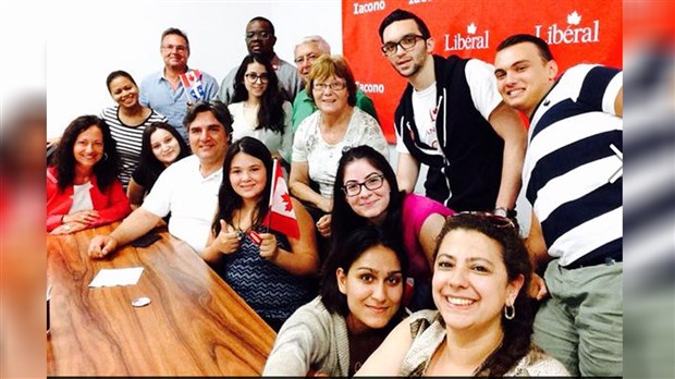 Les jeunes s'impliquent davantage en politique selon le candidat libéral Angelo Iacono