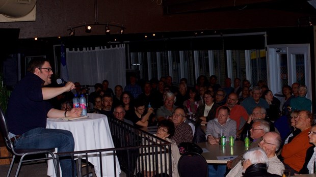 Le Parti Québécois de Sainte-Rose accueille plus de 150 personnes lors de la conférence de Mathieu Bock-Côté