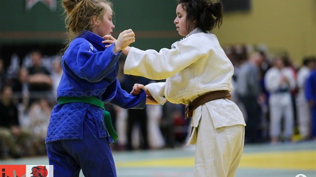 Sarah Maloum du club Judo Ben de Laval remporte une médaille d'or