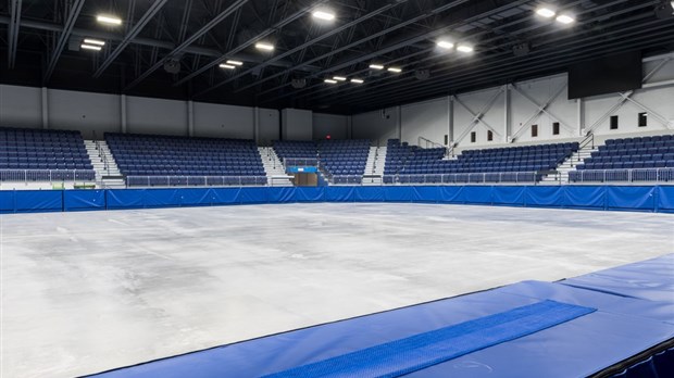 Place Bell de Laval : visite des trois glaces en vue de l’ouverture en septembre
