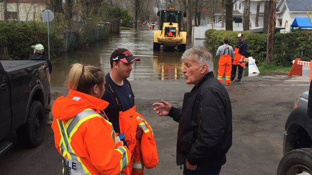 Jean-Claude Gobé félicite le dur travail de tous les intervenants