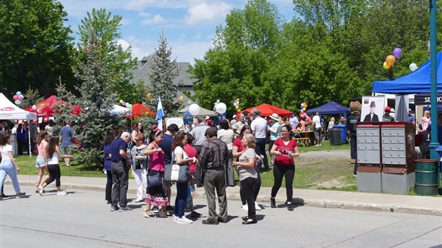 750 personnes à la traditionnelle fête des quartiers Val-des-Arbres et Val-des-Brises