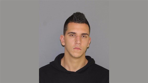 5 arrestations : vol de courrier et fraude de cartes de crédit