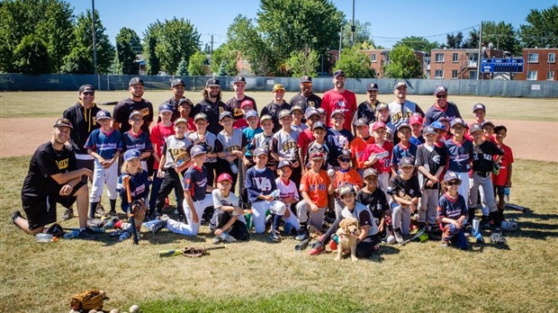 Bonne participation à la clinique de baseball des Pirates