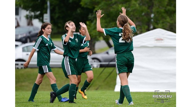 Laval récolte 16 médailles dont un doublé en or au soccer 