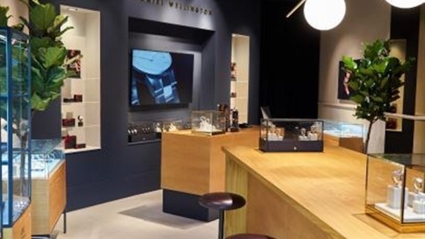 La marque Daniel Wellington ouvre sa première boutique canadienne au Carrefour Laval