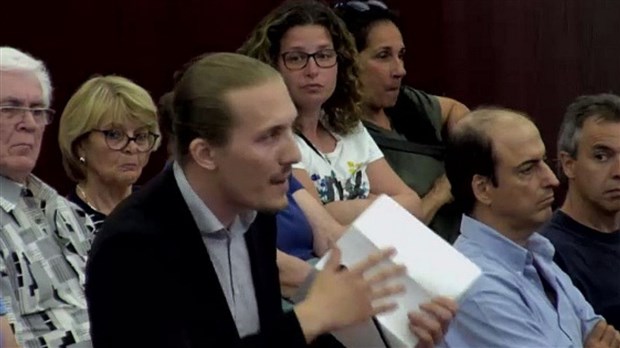 Les jeunes lavallois oubliés, dénonce le président de la CJPL