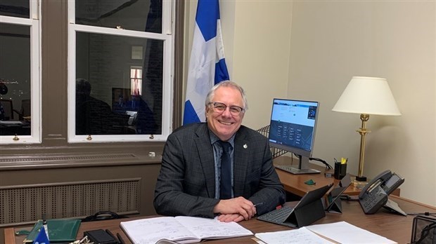 Le député de Rivière-des-Mille-Îles lance ses prix de reconnaissance aux citoyens
