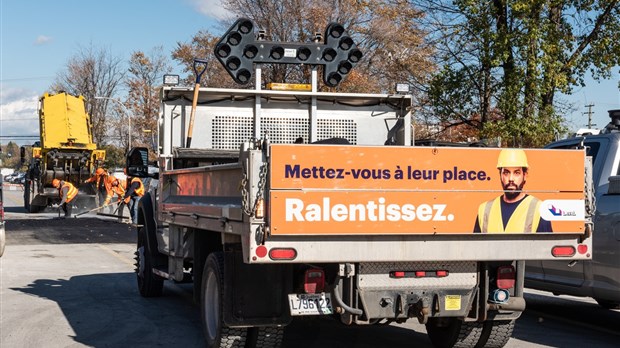 Laval sensibilise à propos des cols bleus