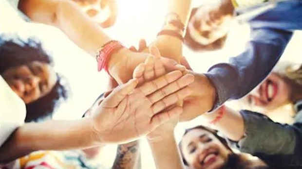 Coronavirus : un groupe Facebook de solidarité entre Lavallois-es mis en place
