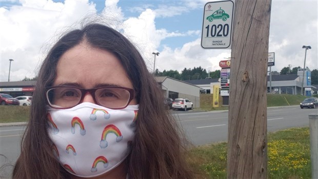 Les Québécois devront porter le masque dans les lieux publics fermés