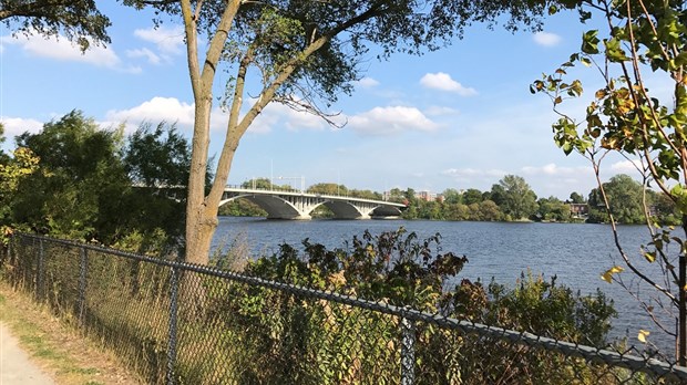 Parc de l'entrée de ville du Pont-Viau: Laval franchit un pas de plus