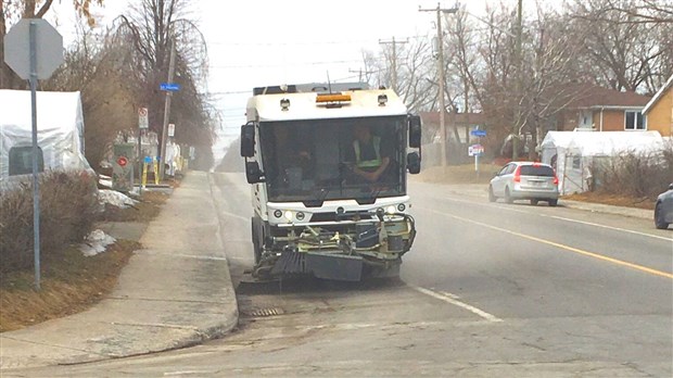 La Ville de Laval passe en mode nettoyage printanier