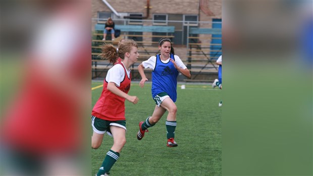 Les six clubs de soccer de Laval se regroupent en deux nouveaux clubs