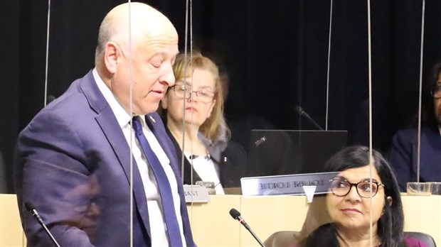 Boyer et Larochelle disent non à un budget télé-radio pour relancer le centre-ville