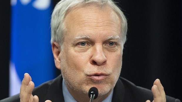 Hausses d'hospitalisations liées à la COVID-19: le Dr Luc Boileau fera le point aujourd'hui