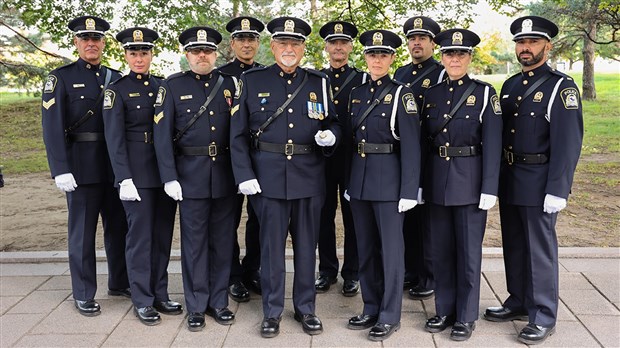  Retour en images sur la cérémonie hommage aux policiers décédés en fonction