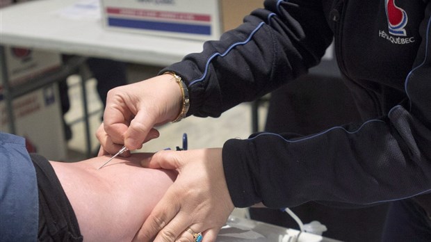 Héma-Québec lance un appel urgent pour les dons de sang des groupes O+, O- et B-