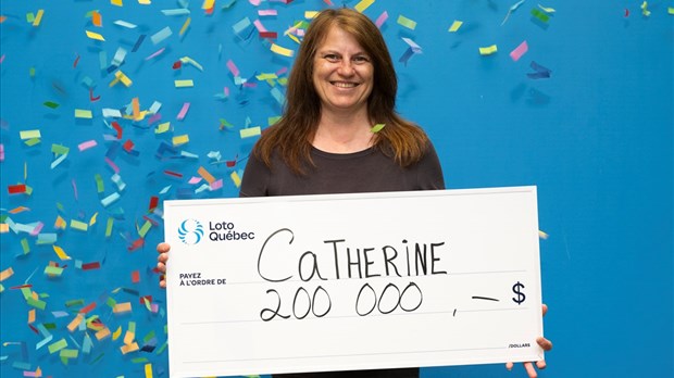 Elle gagne 200 000 $ et part faire du bénévolat 