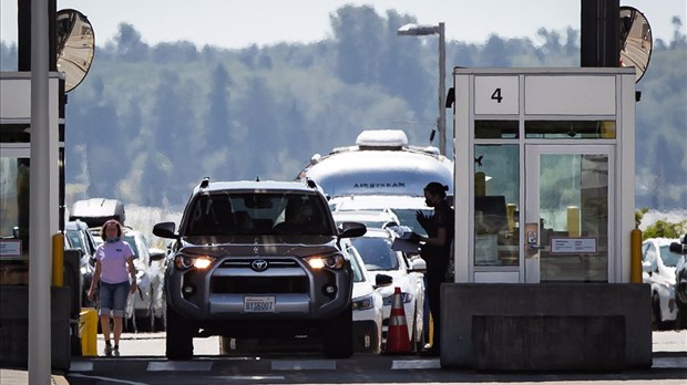 Ottawa juge conforme le resserrement américain pour les demandeurs d'asile